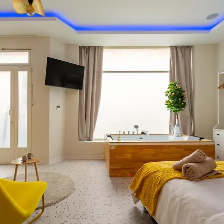 아파트 Jacuzzi Avec Sauna Au Coeur De