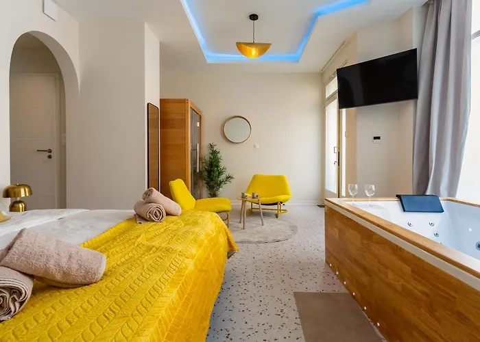 Jacuzzi & Sauna - Centre - Strasbnb * ストラスブール