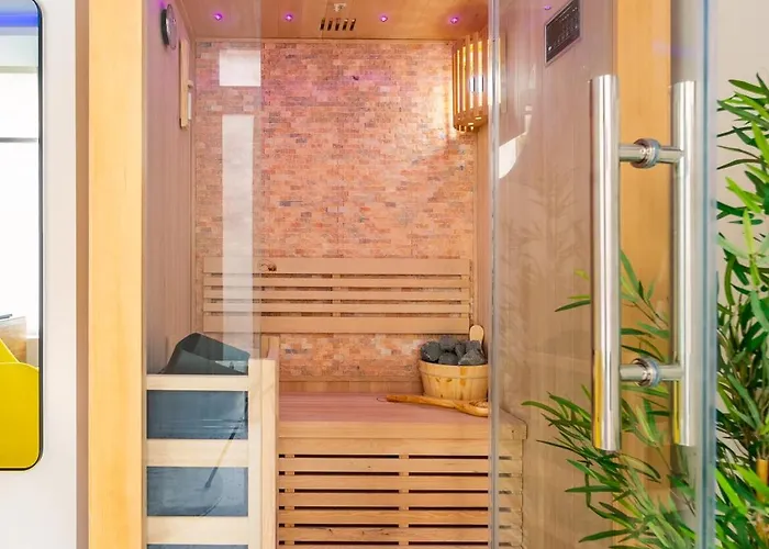 Jacuzzi & Sauna - Centre - Strasbnb *