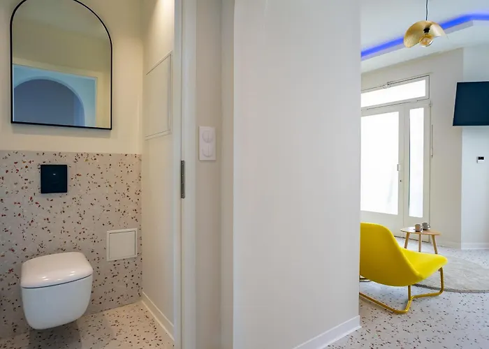 Jacuzzi & Sauna - Centre - Strasbnb * ストラスブール