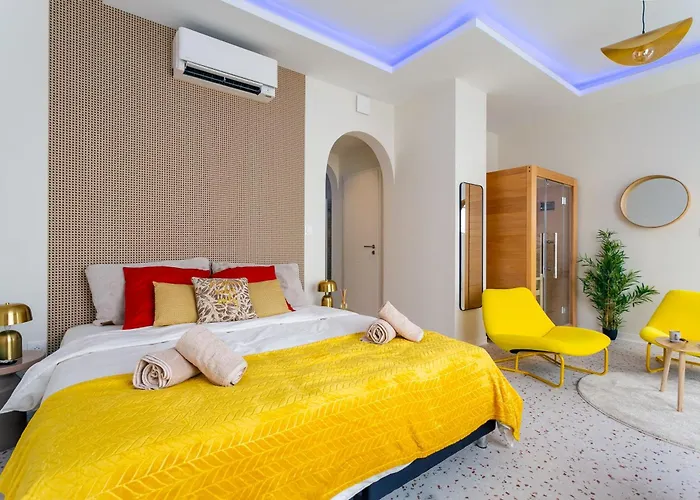 Jacuzzi & Sauna - Centre - Strasbnb アパート ストラスブール