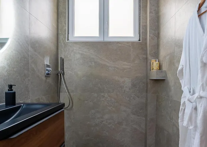 アパート Jacuzzi & Sauna - Centre - Strasbnb ストラスブール